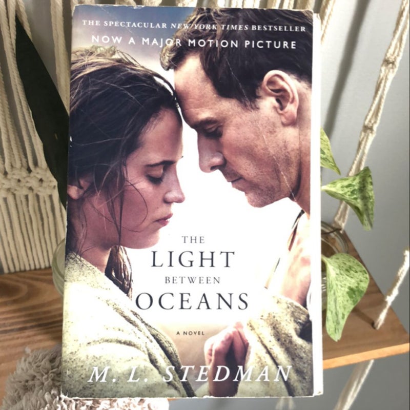 The Light Between Oceans