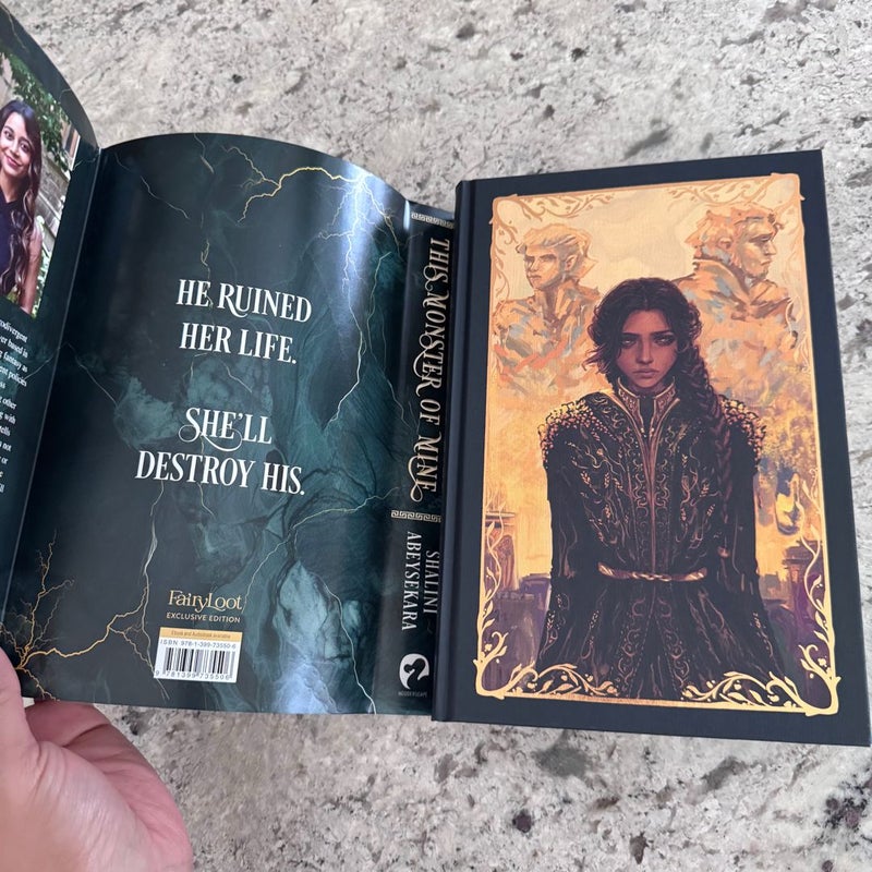 📚FAIRYLOOT MONSTERS📚 Unboxing my April Fairyloot book