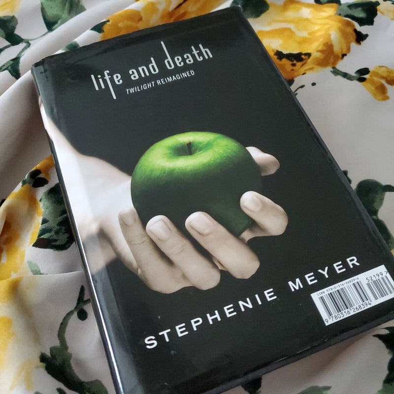 Twilight & Life and Death (2 books in one)