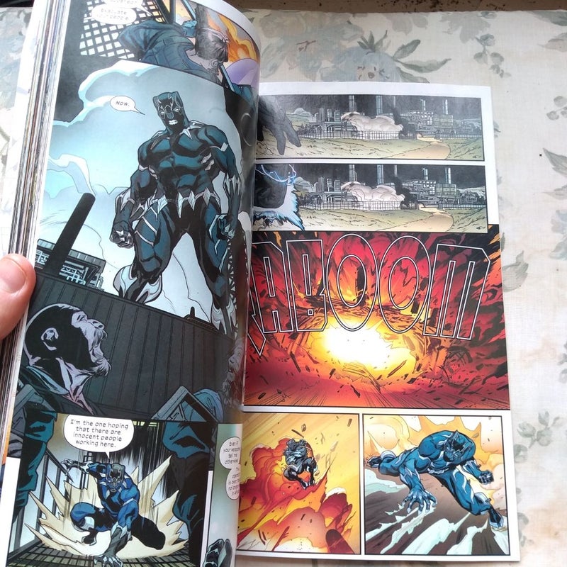 Ultimate Black Panther by Bryan Hill Vol. 1: Peace and War