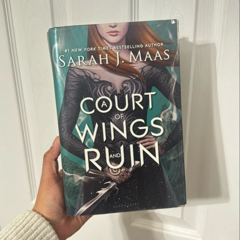 A Court of Wings and Ruin