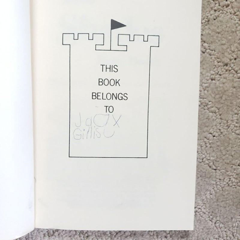 The Shades (1st Camelot Printing, 1973)