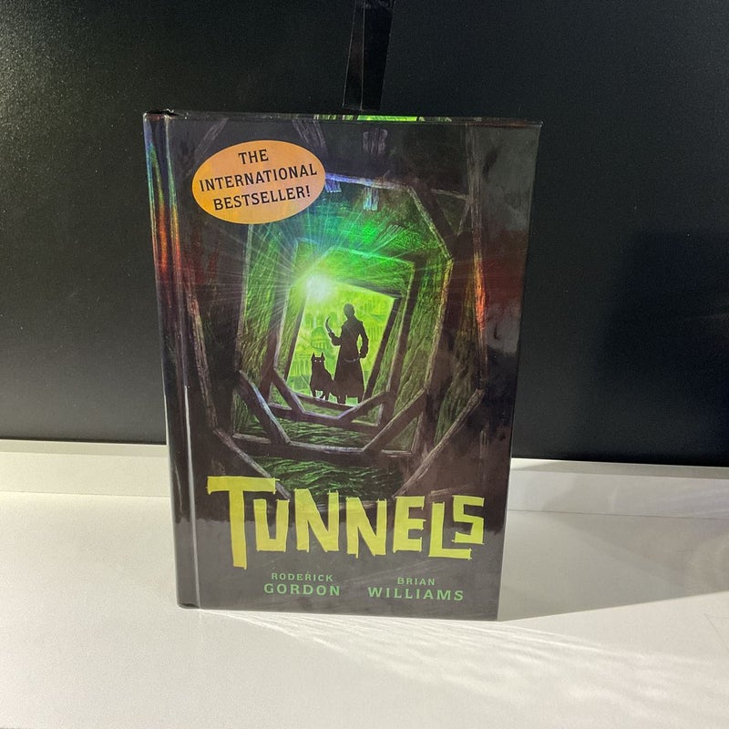 Tunnels, Book 1