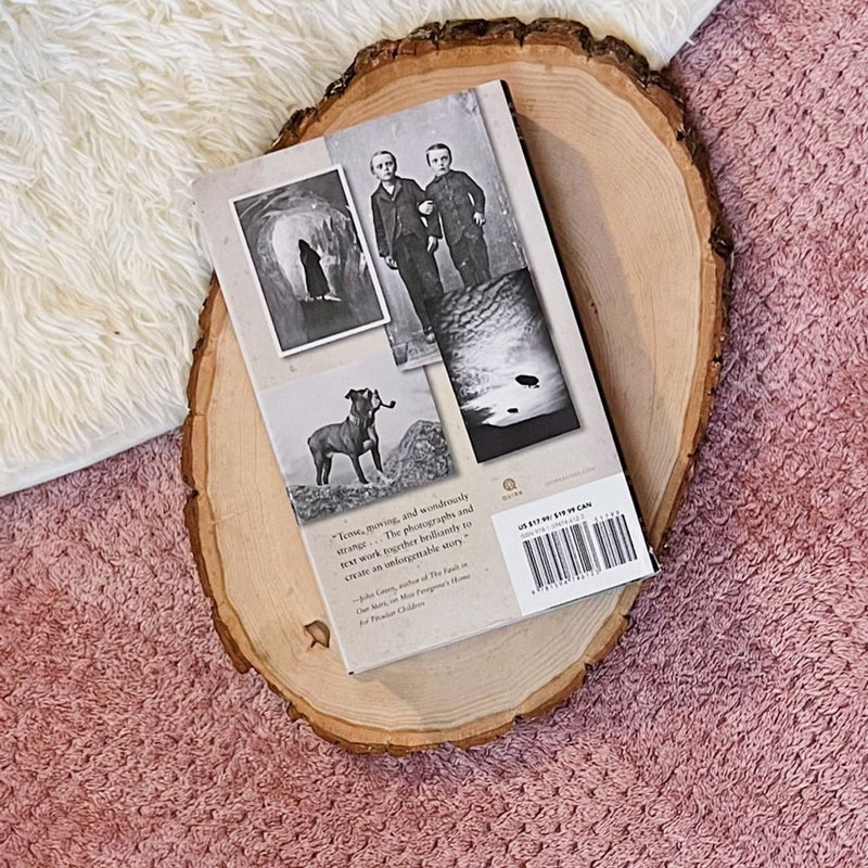 Hollow City