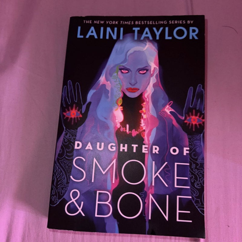 Daughter of Smoke and Bone