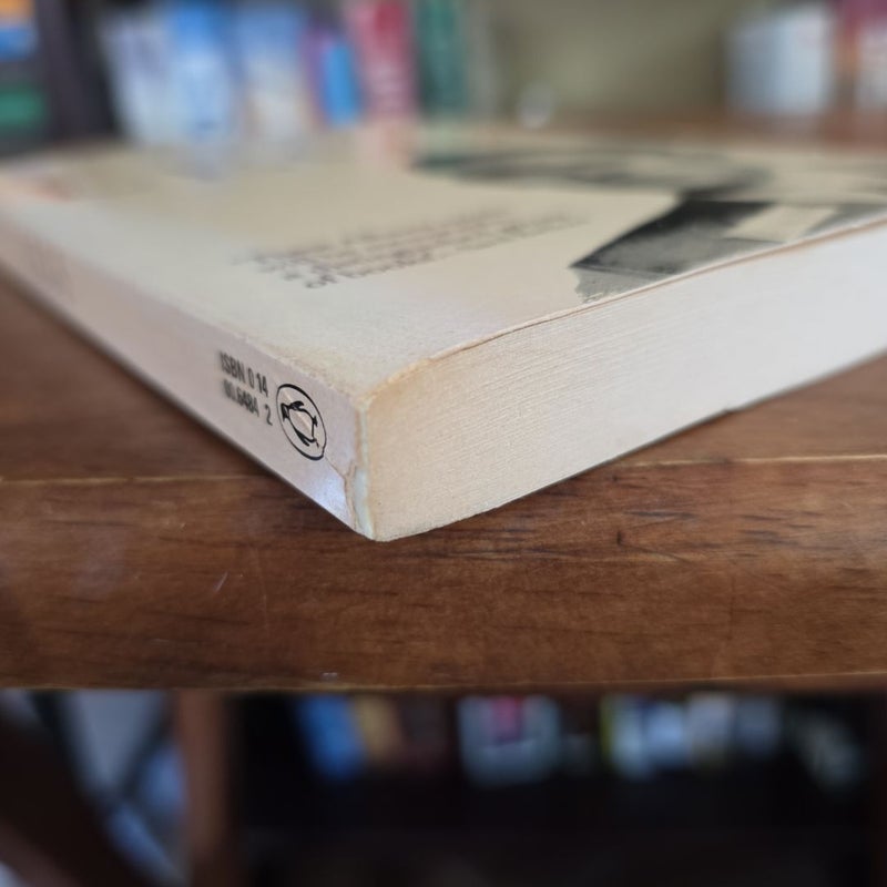 VINTAGE 1983 Legs, Albany Cycle Book 1 of 3 (by William Kennedy)