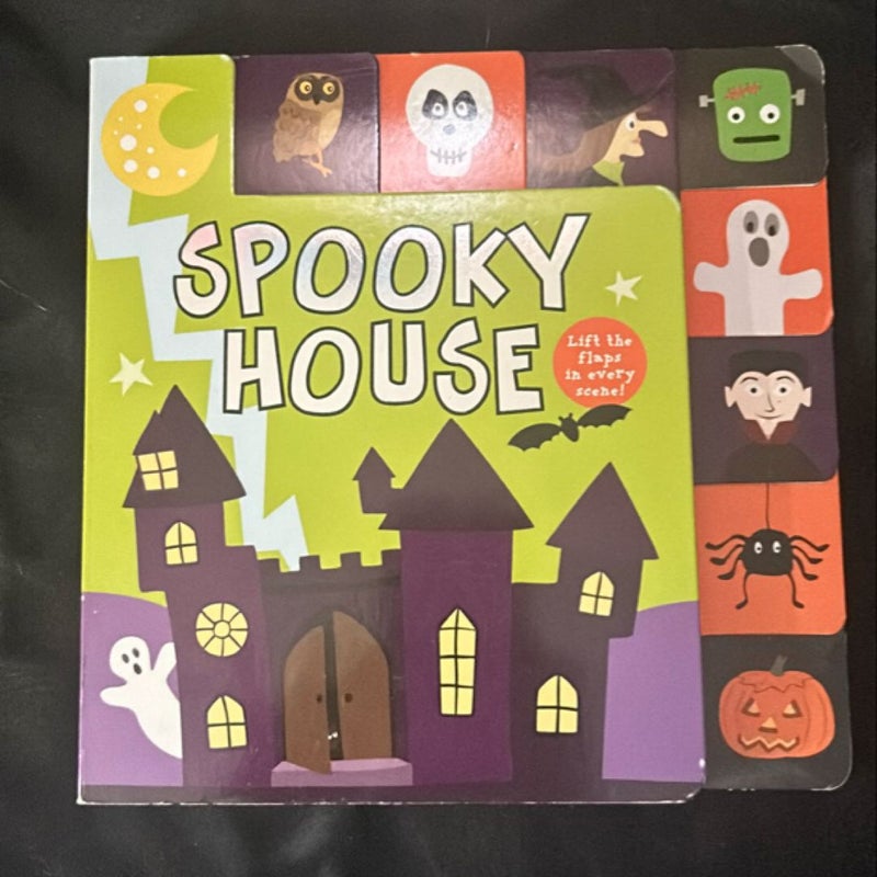 Lift-The-Flap Tab: Spooky House