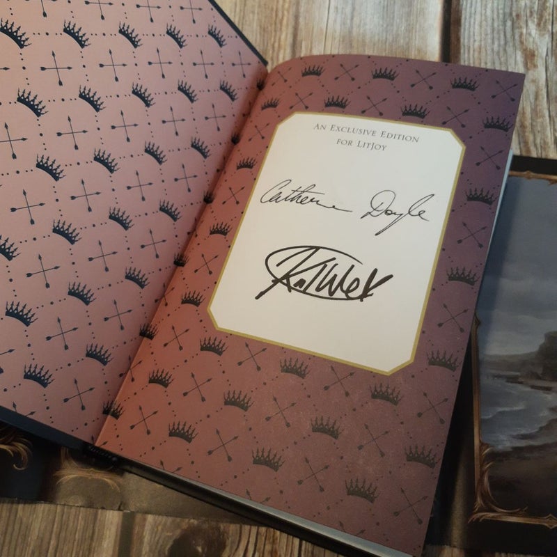 Twin Crowns (Litjoy edition, signed)
