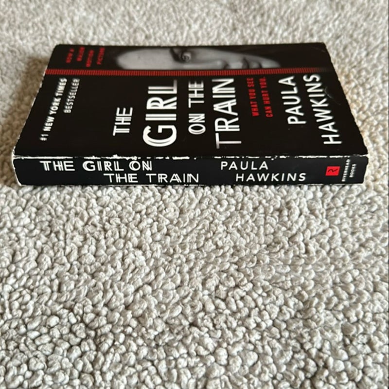 The Girl on the Train (Movie Tie-In)