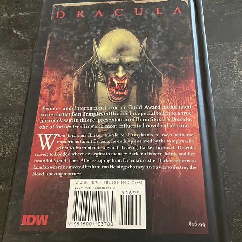 Dracula with Illustrations by Ben Templesmith