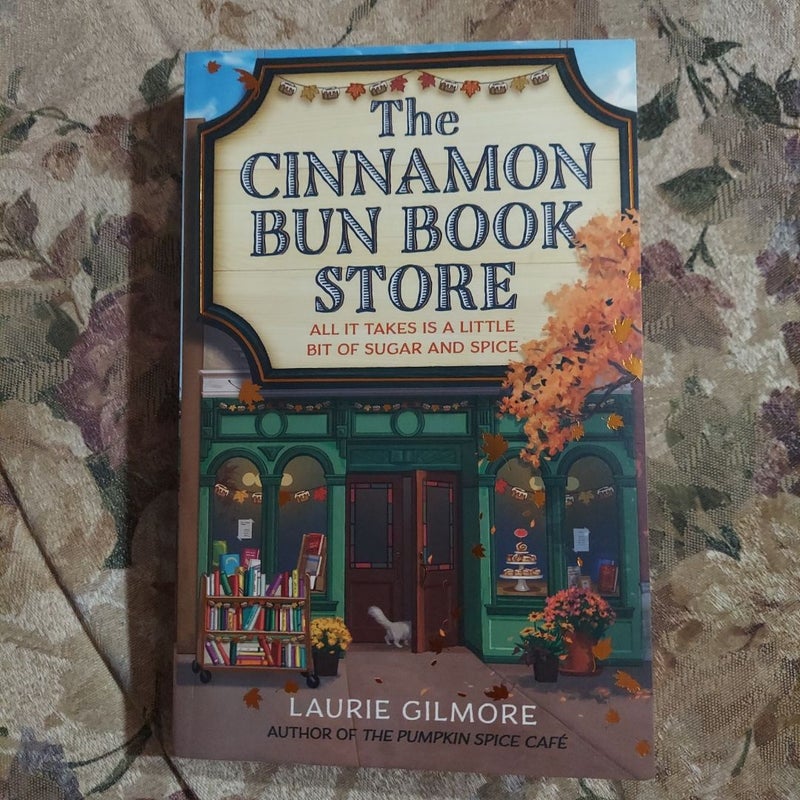 The Cinnamon Bun Book Store (Dream Harbor, Book 2)