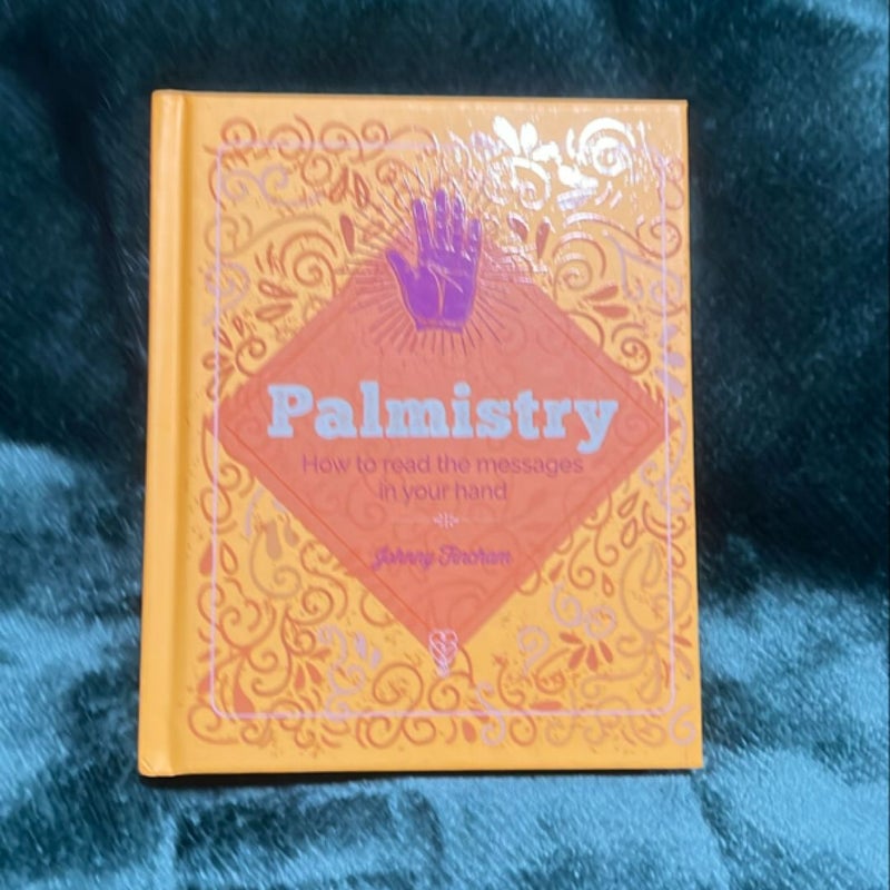 The Essential Book of Palmistry