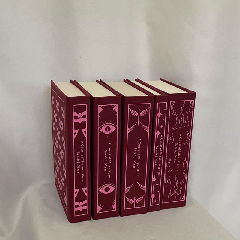 A Court of Thorns and Roses シリーズ 3冊セット A Court of Thorns and Roses Paperback Box Set: 9781526657077