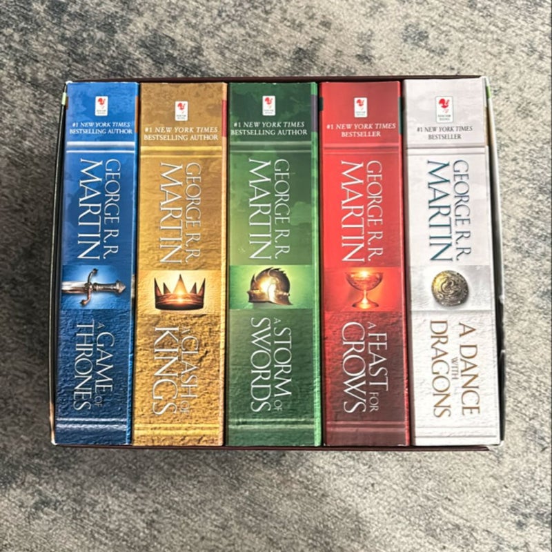 George R. R. Martin's a Game of Thrones 5-Book Boxed Set (Song of Ice and Fire Series)