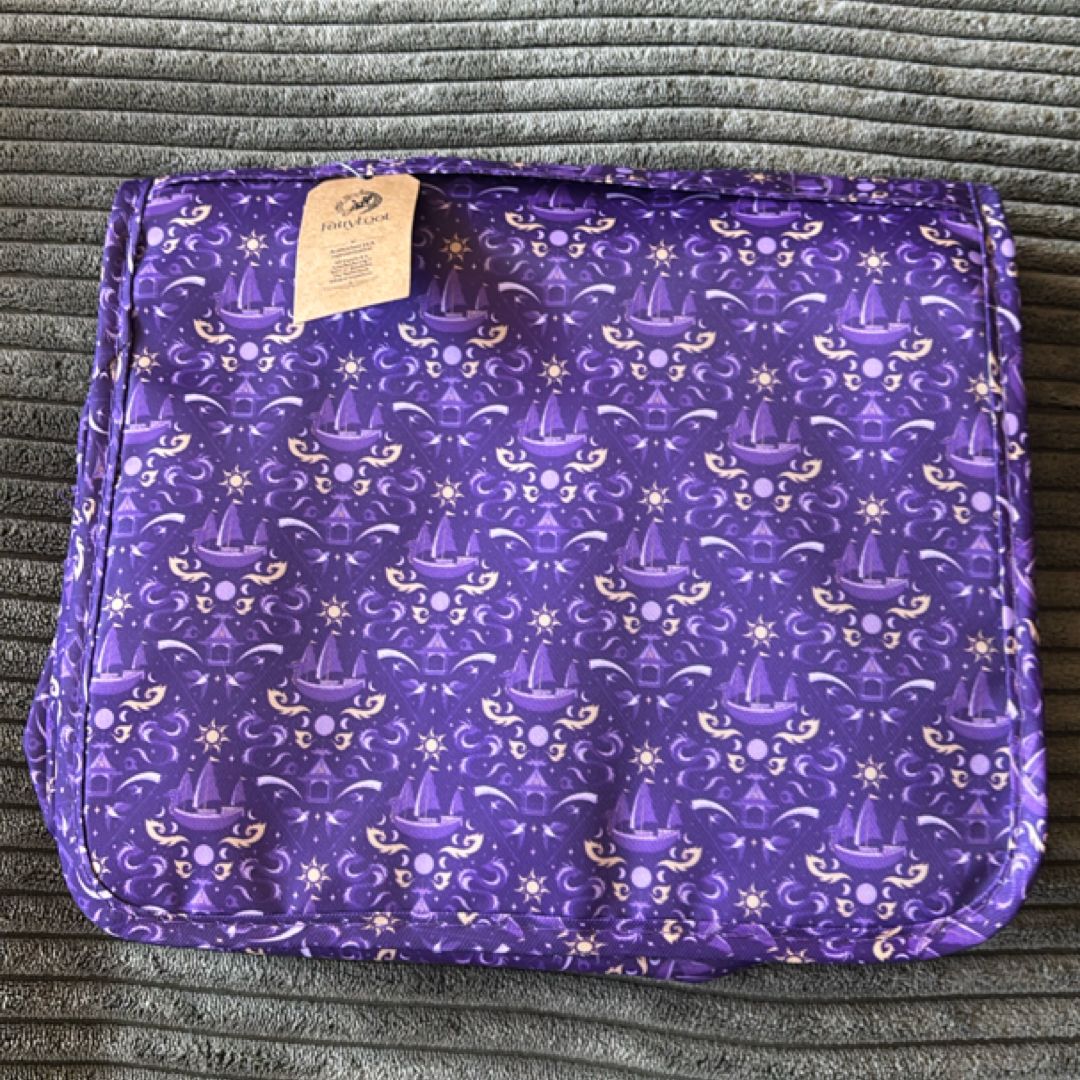 Fairyloot Hurricane Wars toiletry bag