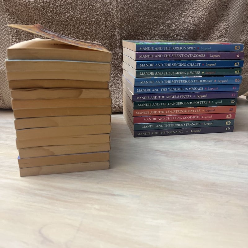 Mandie Book Series Bundle 