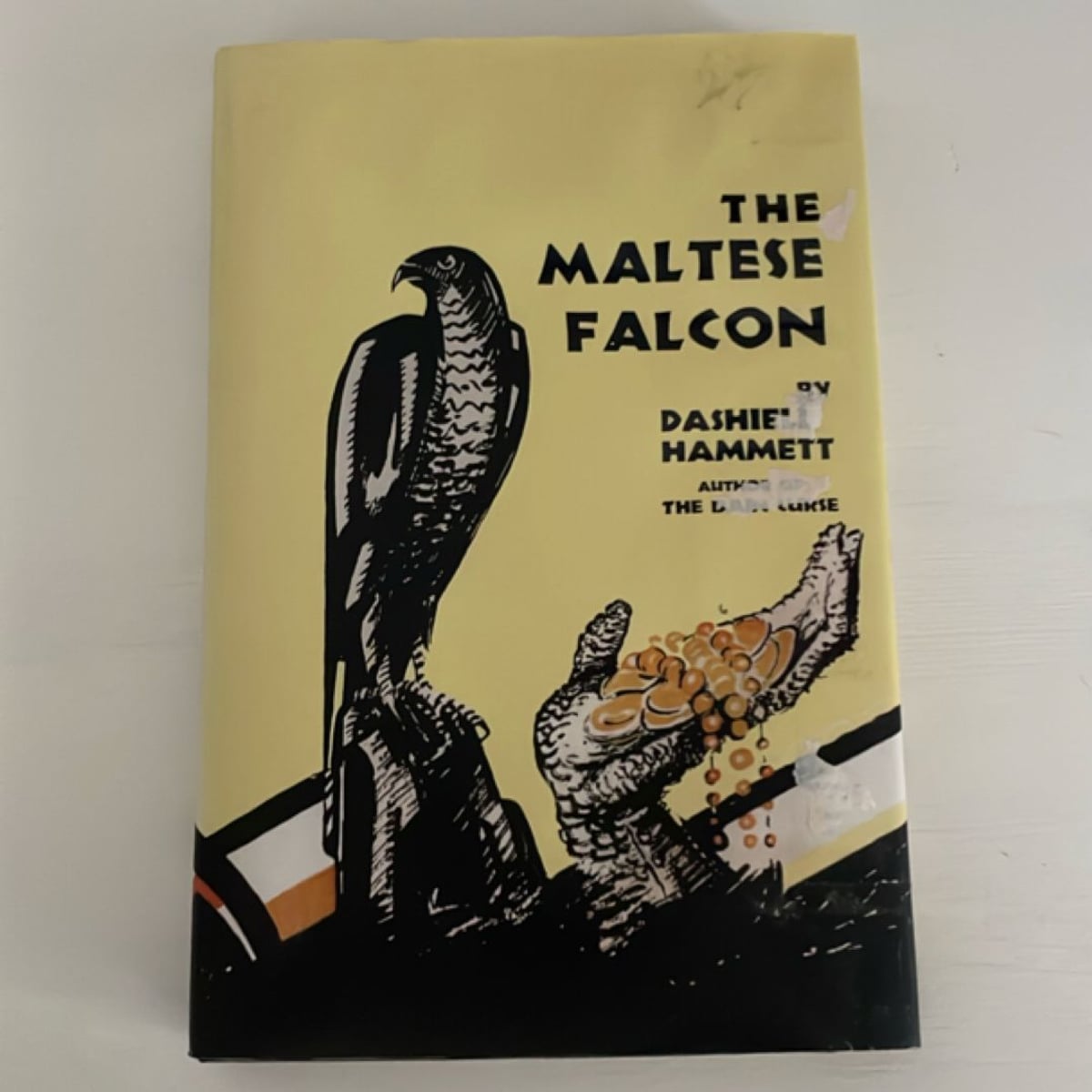 The Maltese Falcon by , Hardcover | Pangobooks