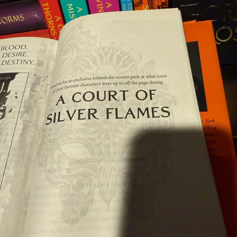 A Court of Silver Flames (Barnes and Noble Exclusive)