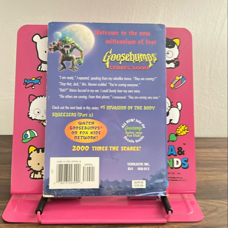 Invasion of the Body Squeezers (Goosebumps Series 2000)  FIRST EDITION