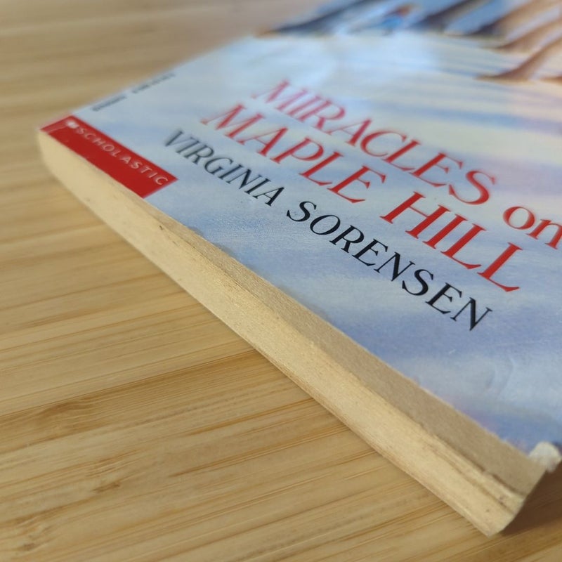 Miracles on Maple Hill