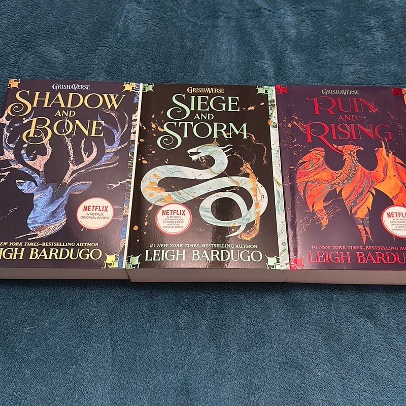 The Shadow and Bone Trilogy Boxed Set