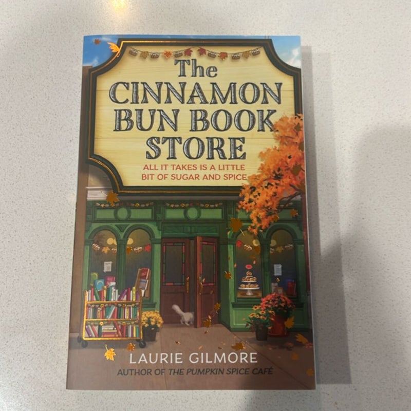 The Cinnamon Bun Book Store (Dream Harbor, Book 2)