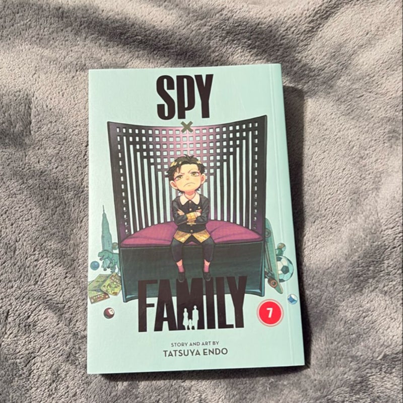 Spy X Family, Vol. 7