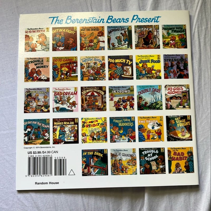 The Berenstain Bears' New Baby