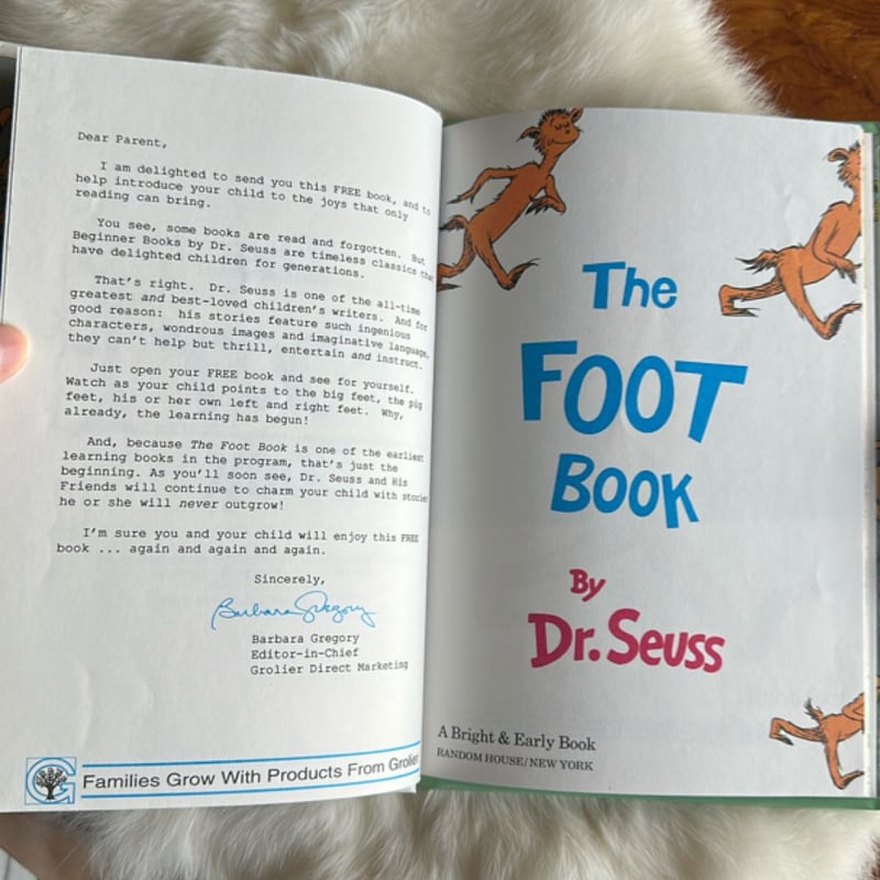 The Foot Book by Seuss, Hardcover | Pangobooks