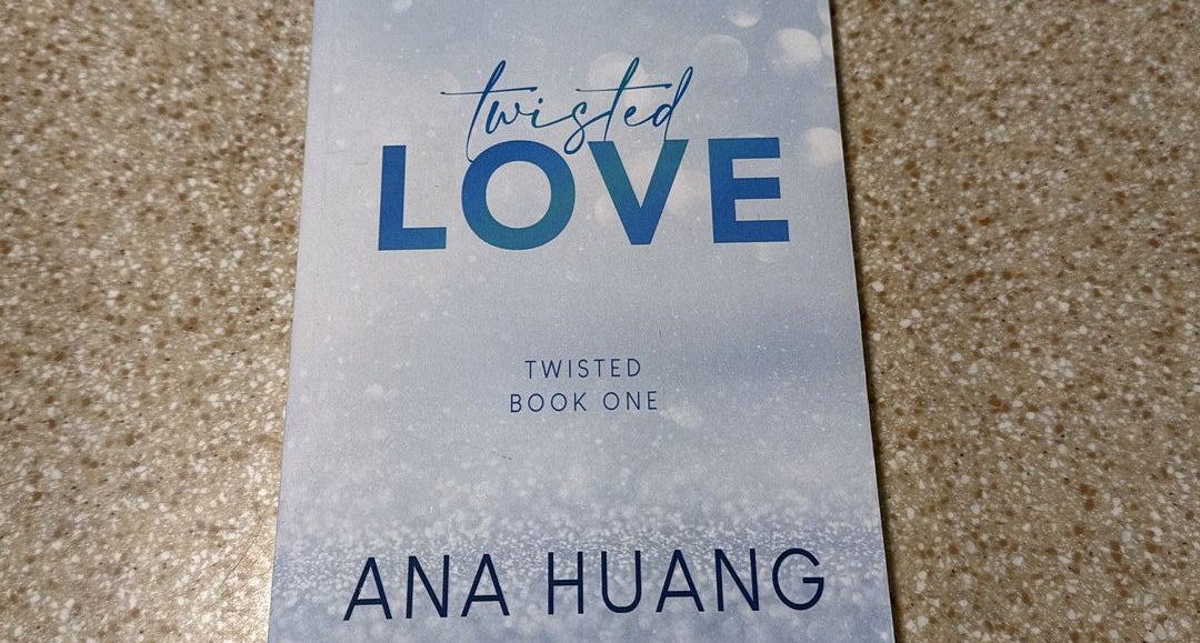 TWISTED LOVE - SPECIAL EDITION - ANA HUANG - 9781087939278