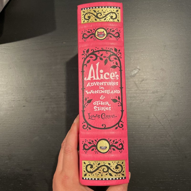 B&N Alice Adventures Wonderland Leather O/P