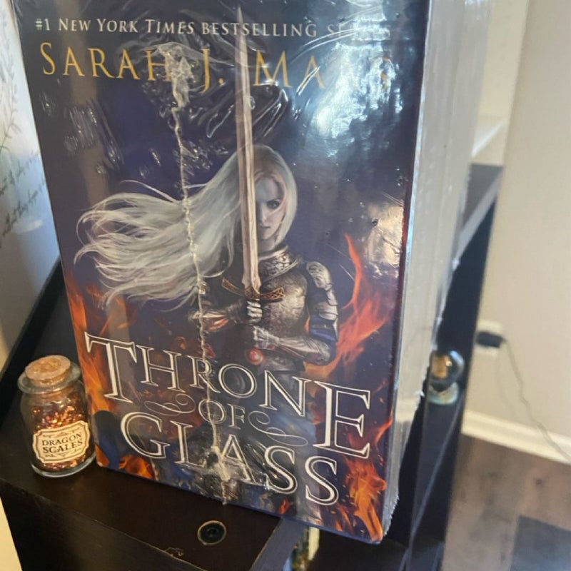 Throne of Glass Box Set - SEALED paperback 