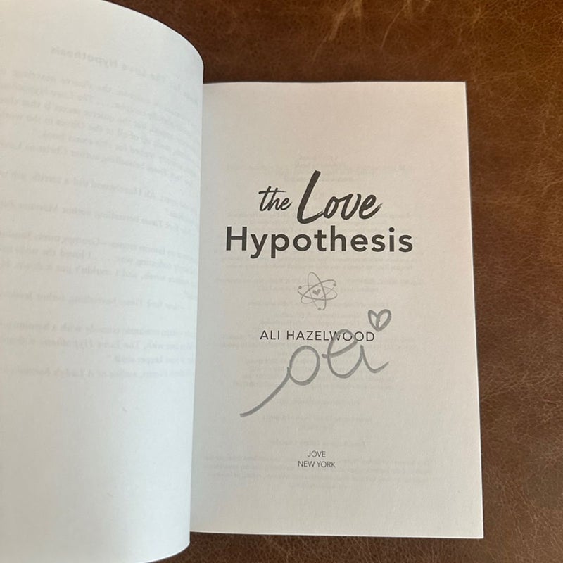 The love hypothesis & loathe to love you signed set 
