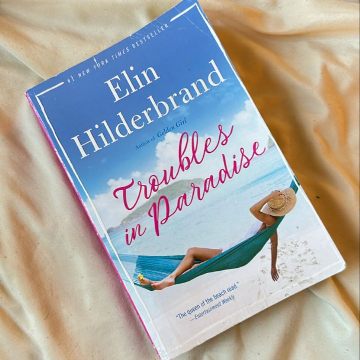 Troubles in Paradise by Elin Hilderbrand, Paperback Pangobooks