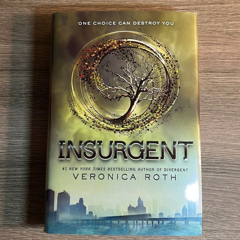 Divergent Series 3-Book Box Set and Four