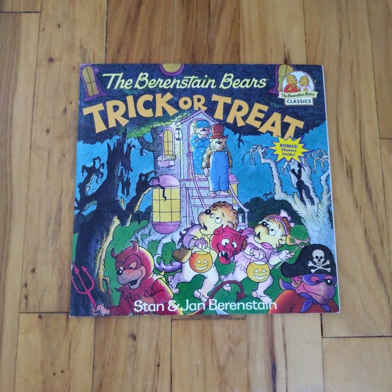 The Berenstain Bears Trick or Treat