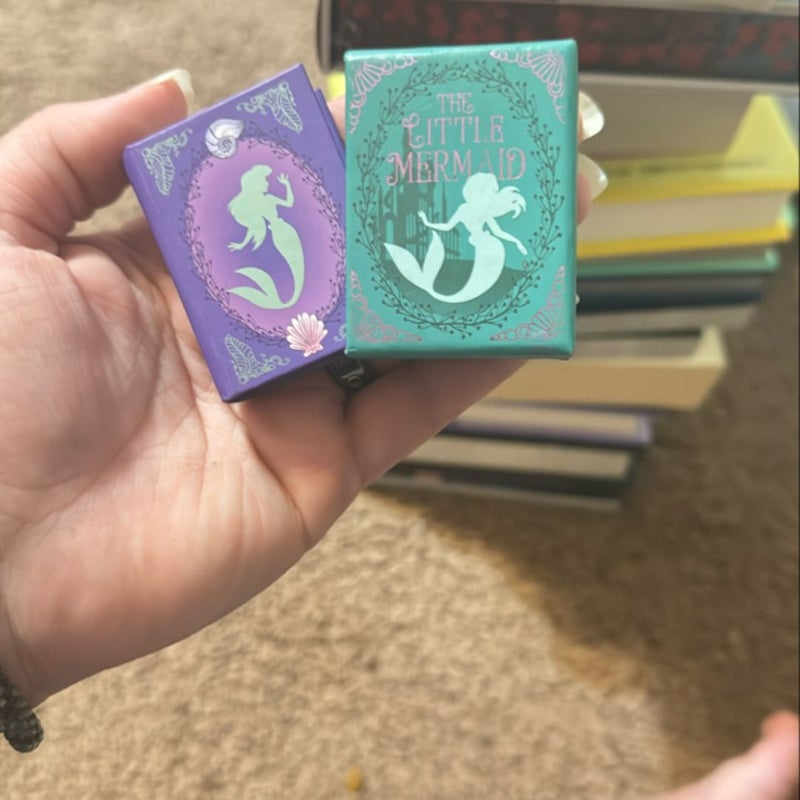 Disney: the Little Mermaid (Tiny Book)