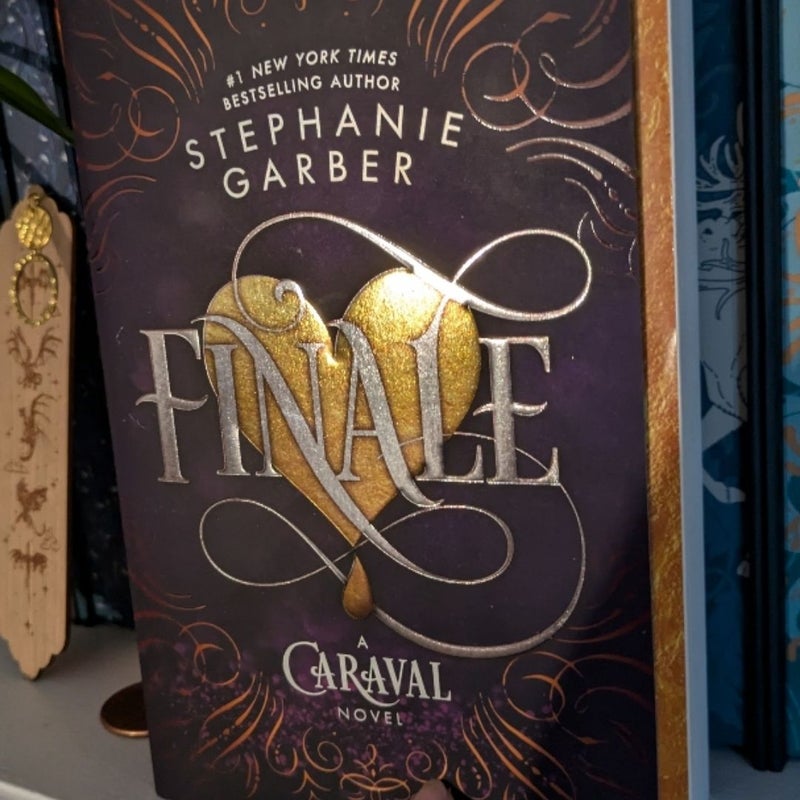 Caraval Trilogy: caraval, legendary, finale