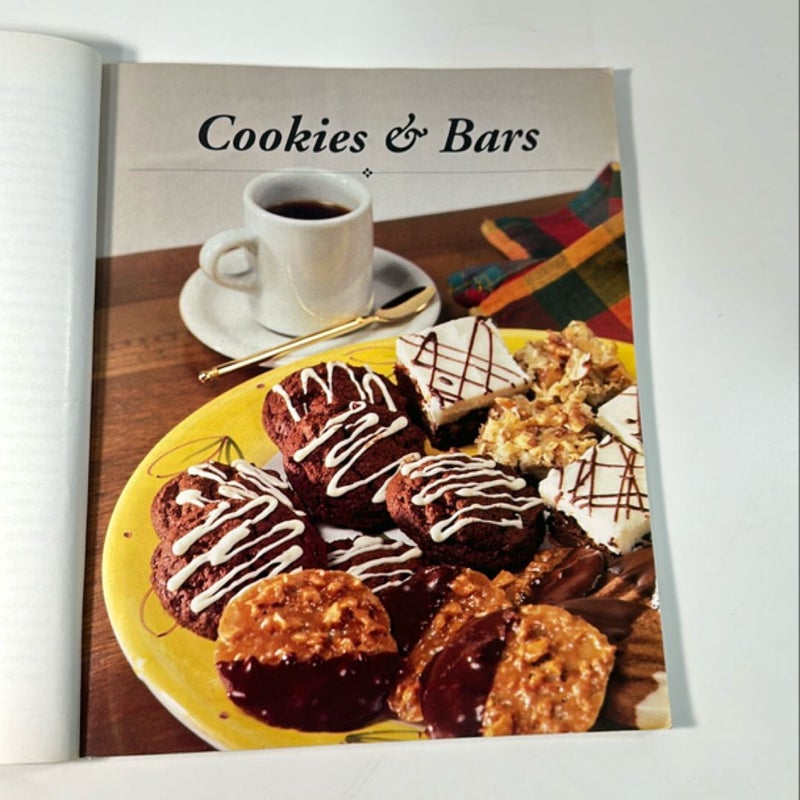 Mrs Fields I Love Chocolate Cookbook