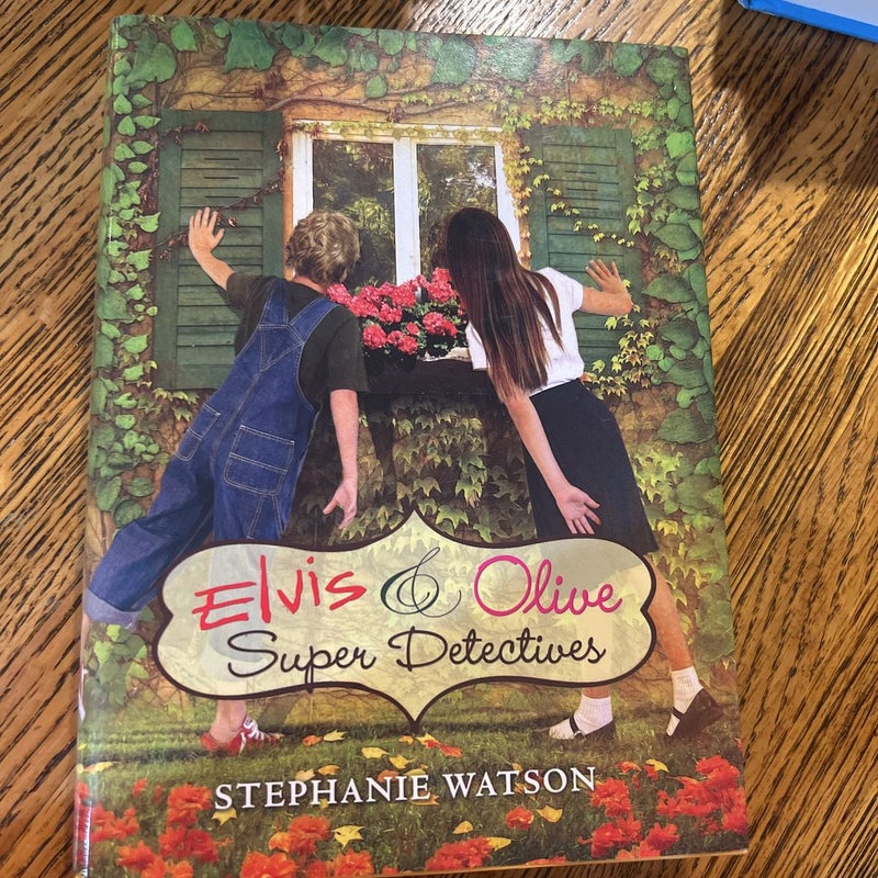 Elvis and Olive #2: Super Detectives