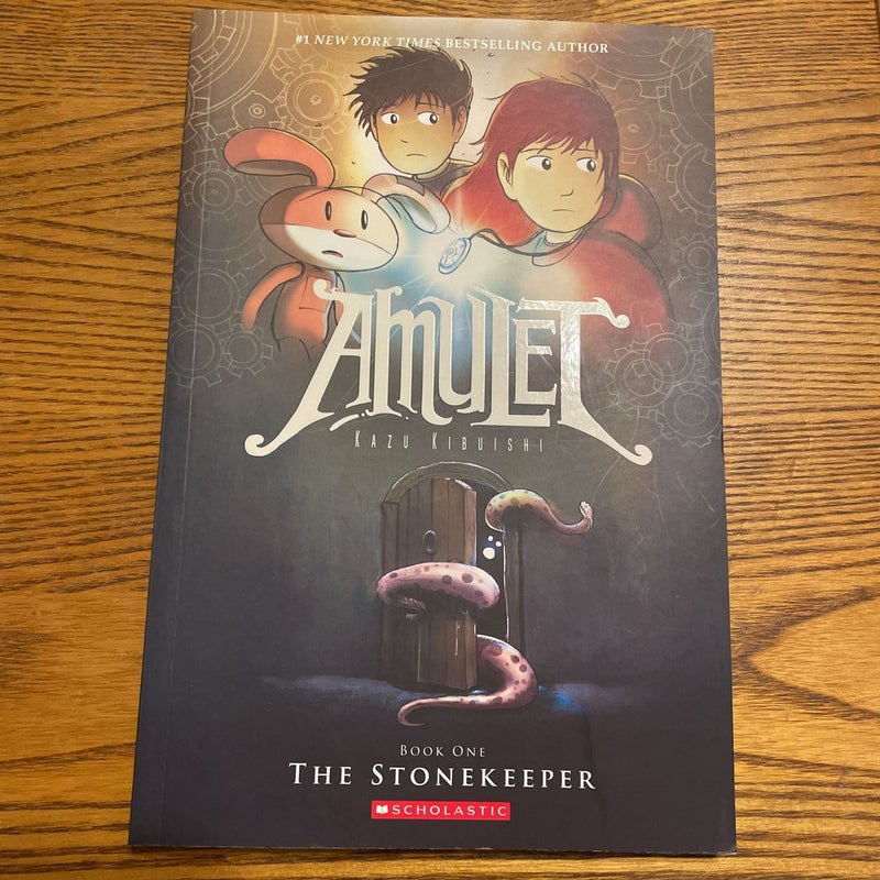 Amulet The Stonekeeper