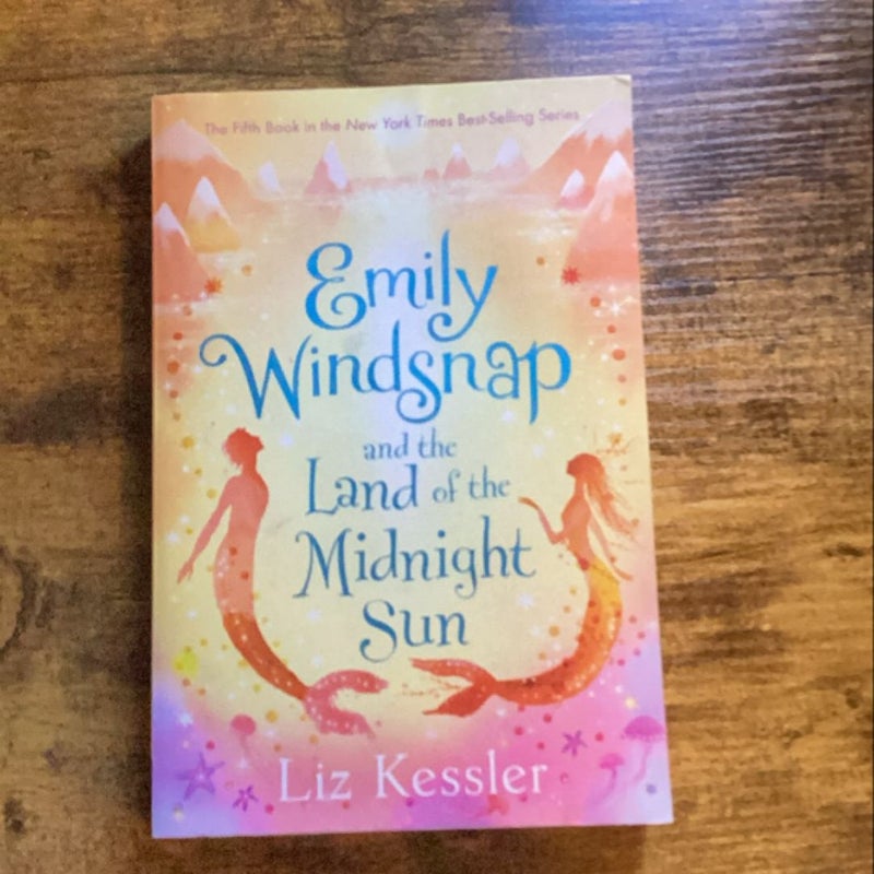 Emily Windsnap and the Land of the Midnight Sun