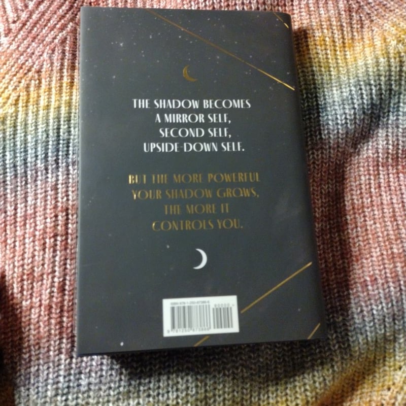 Book of Night by Holly Black , Hardcover | Pangobooks