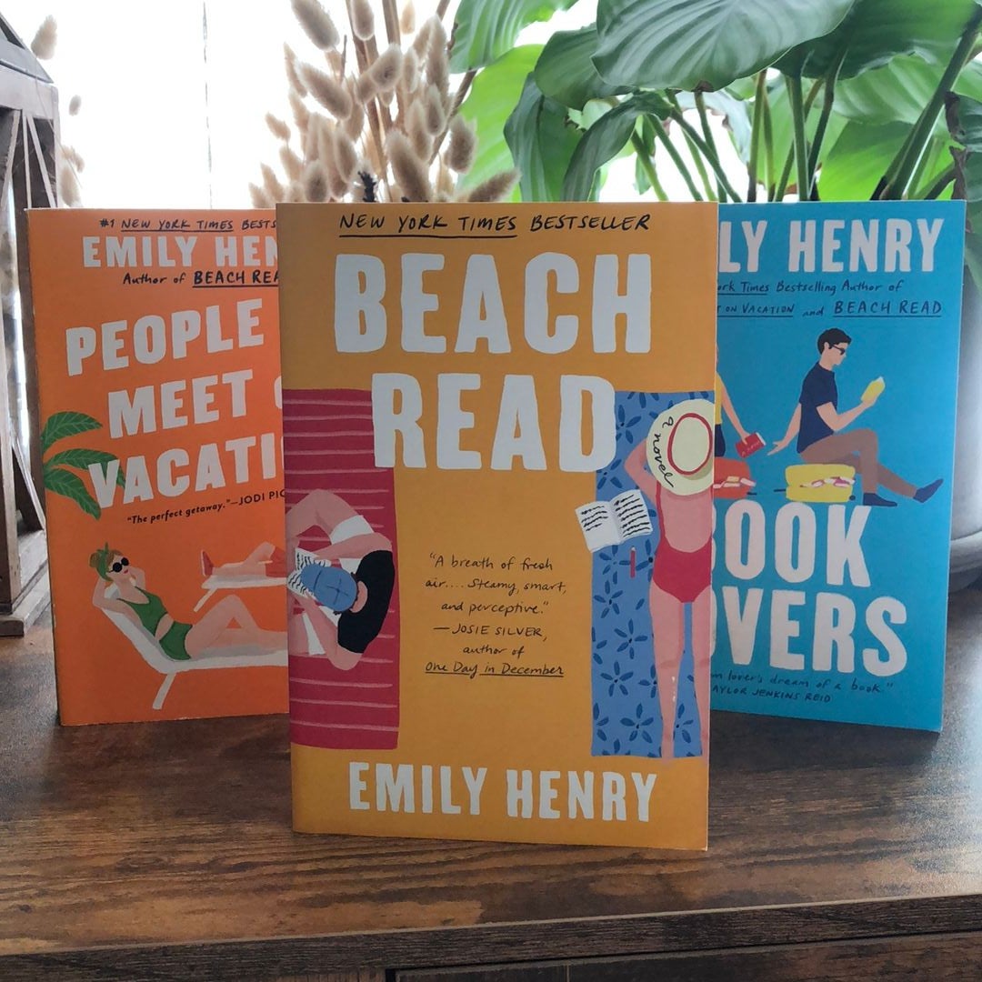 Beach Read by Emily Henry: 9781984806734