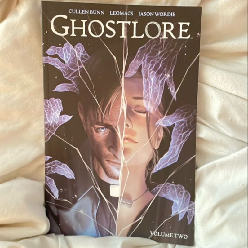 Ghostlore (Full Story)