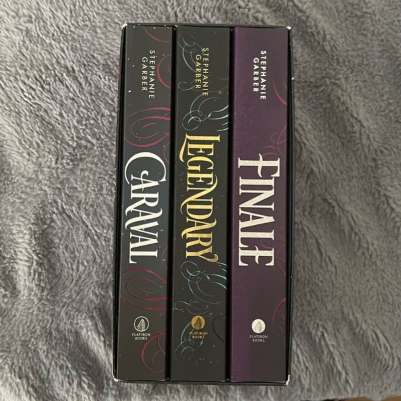 Caraval Paperback Boxed Set