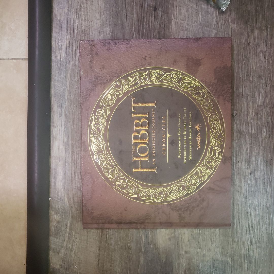 The Hobbit: an Unexpected Journey Chronicles: Art and Design