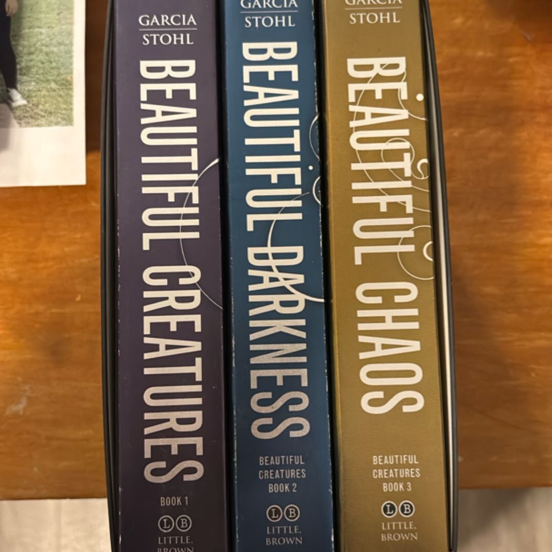 The Beautiful Creatures Paperback Set: Beautiful Creatures, Beautiful Darkness, Beautiful Chaos