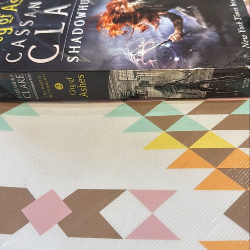 City of Ashes (UK Edition )