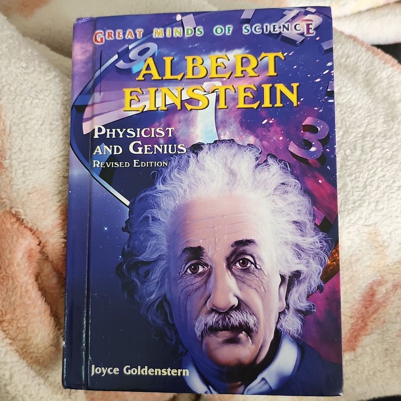 Albert Einstein *